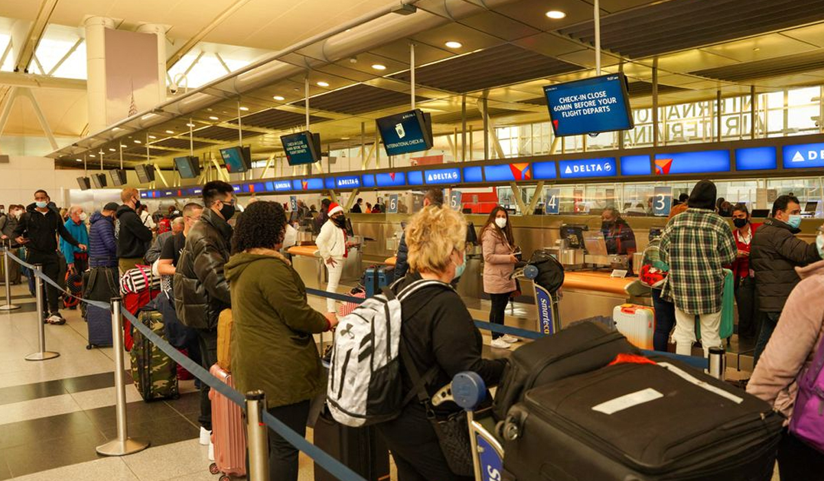 Thousands of flights canceled globally as Omicron mars Christmas weekend